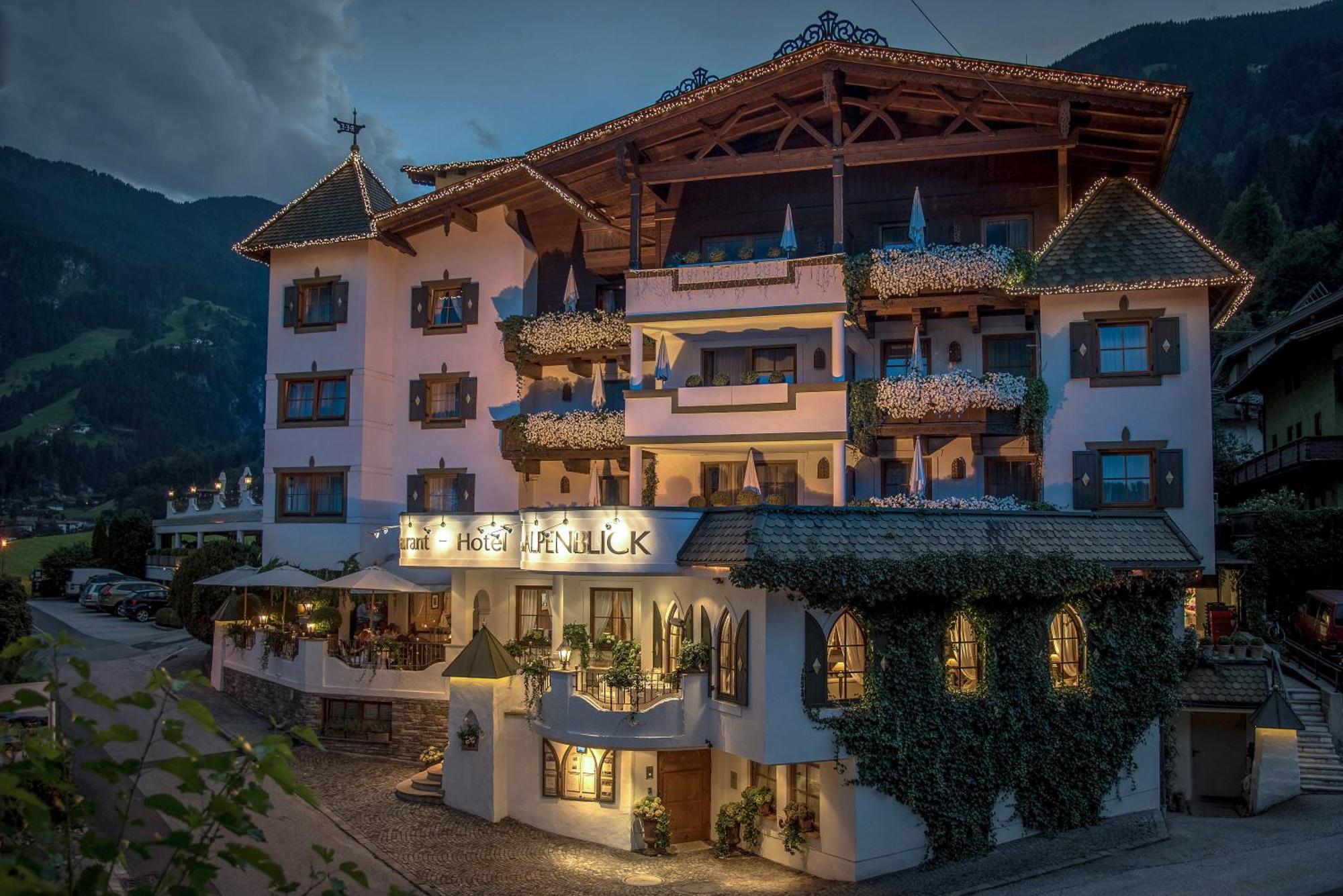Hotel Alpenblick Zillertal Hippach Exterior foto