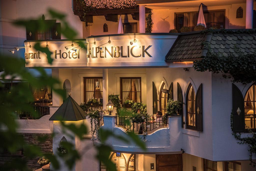 Hotel Alpenblick Zillertal Hippach Exterior foto