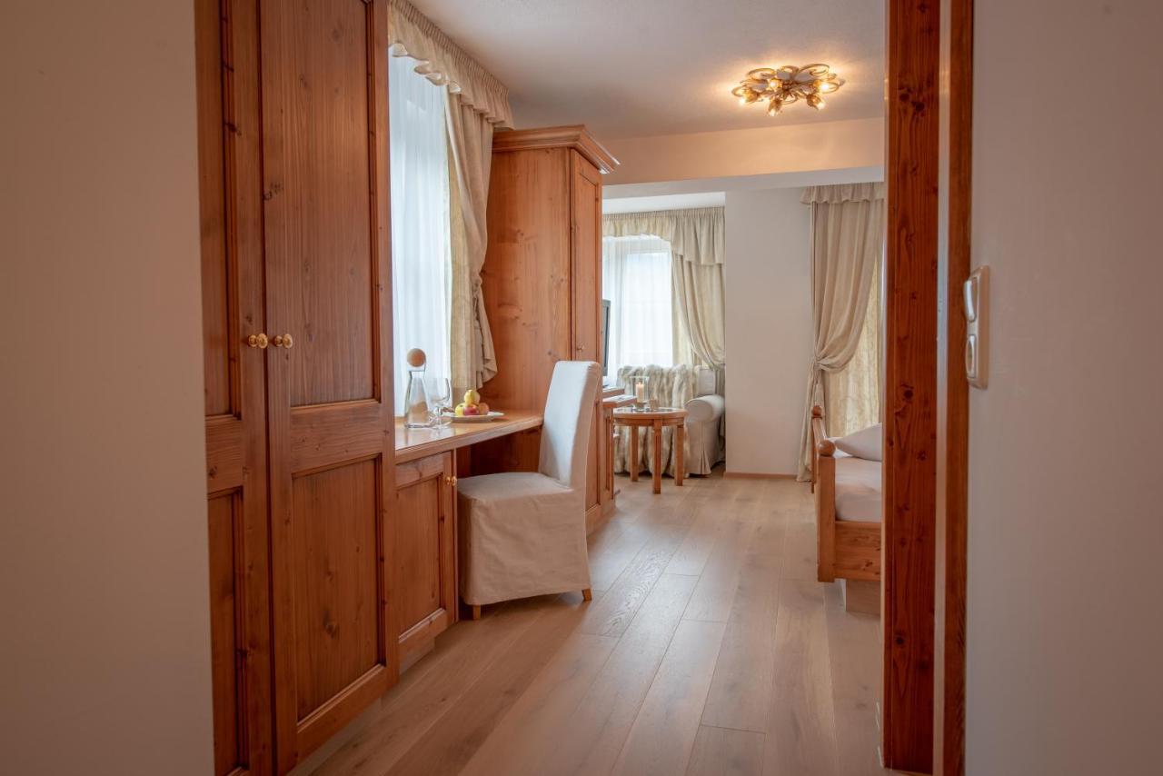 Hotel Alpenblick Zillertal Hippach Habitación foto